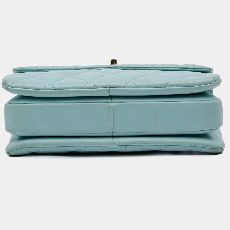 مملوكة مسبقًا Chanel Blue Small Quilted Lambskin Trendy CC Flap Bag