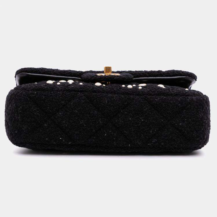 مملوكة مسبقًا Chanel Black Small Tweed Pearl Cosmos Flap Bag