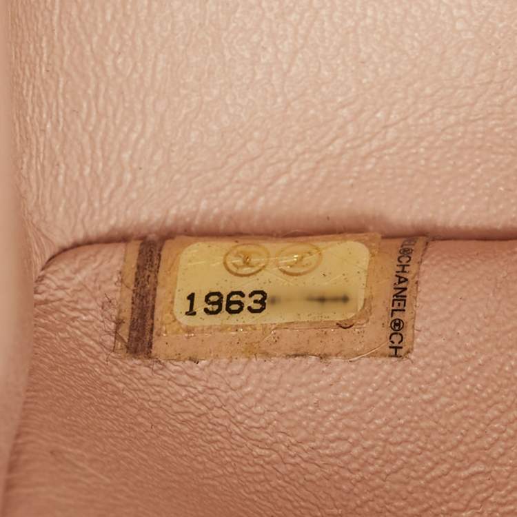 Pre Owned Chanel Light Beige Quilted Caviar Leather Jumbo Classic Double Flap Bag