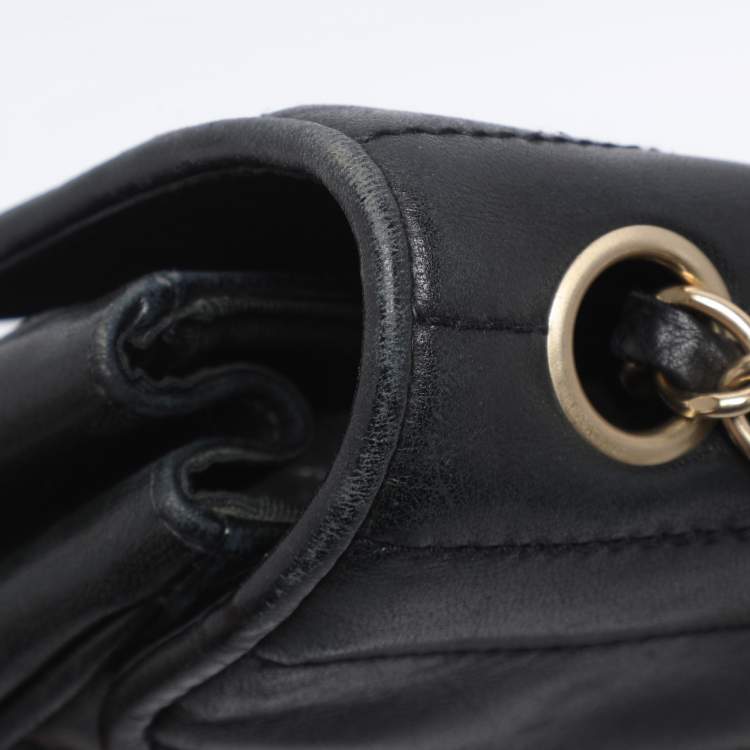 Pre Owned Chanel Black Chevron Quilted Leather CC Flap Bag