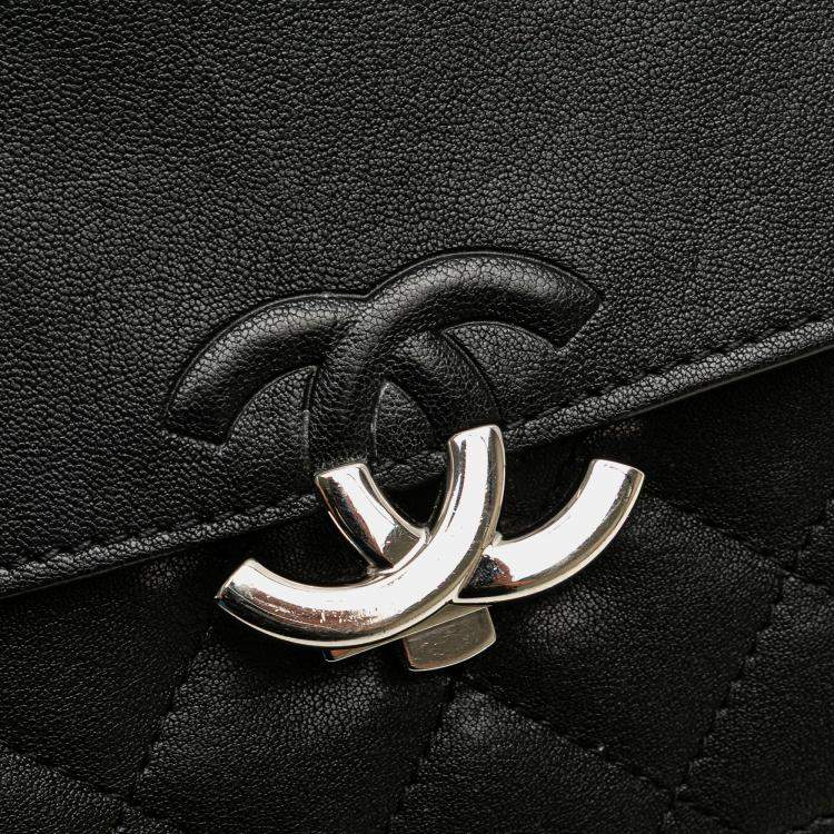 Pre Owned Chanel Black Small Quilted Goatskin CC Box Flap Bag