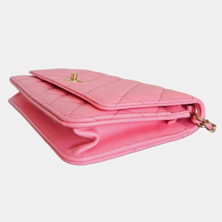Pre Owned Chanel Pink Lambskin Quilted CC Pearl Crush Wallet On Chain