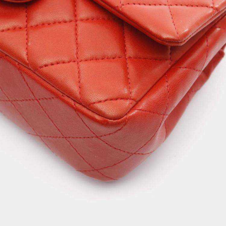 Pre Owned Chanel Red Lambskin Shoulder Bag