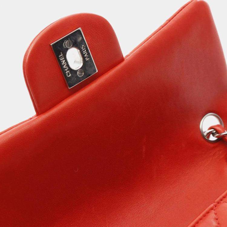 Pre Owned Chanel Red Lambskin Shoulder Bag