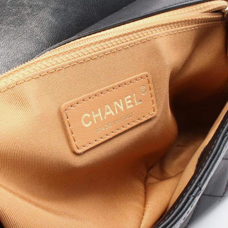 Pre Owned Chanel Curved Flap Black Leather Shoulder Bag