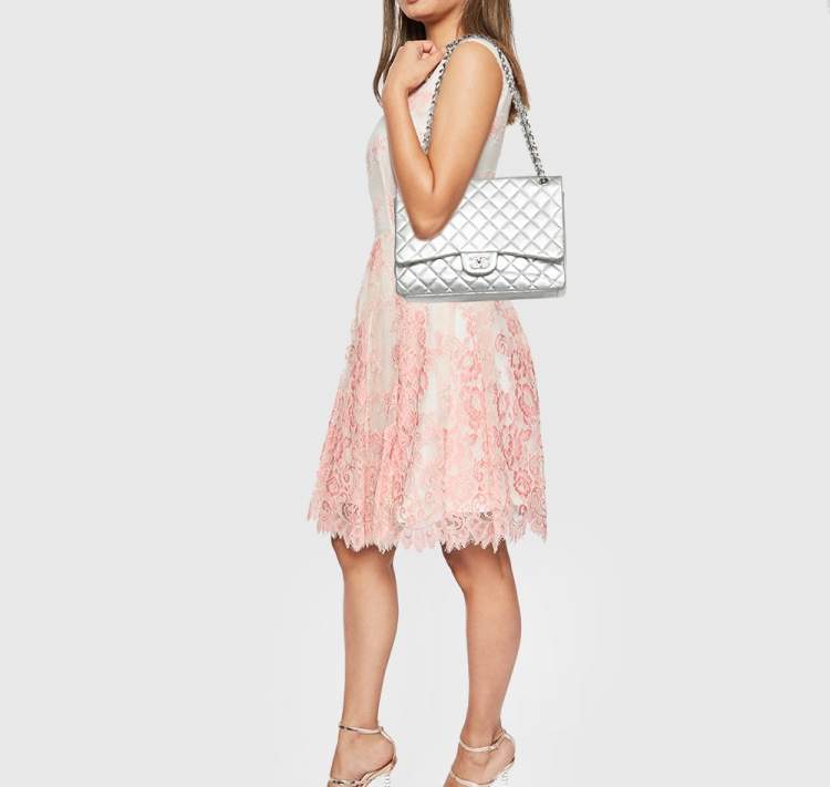 Pre Owned Chanel Silver Quilted Leather Maxi Classic Single Flap Bag