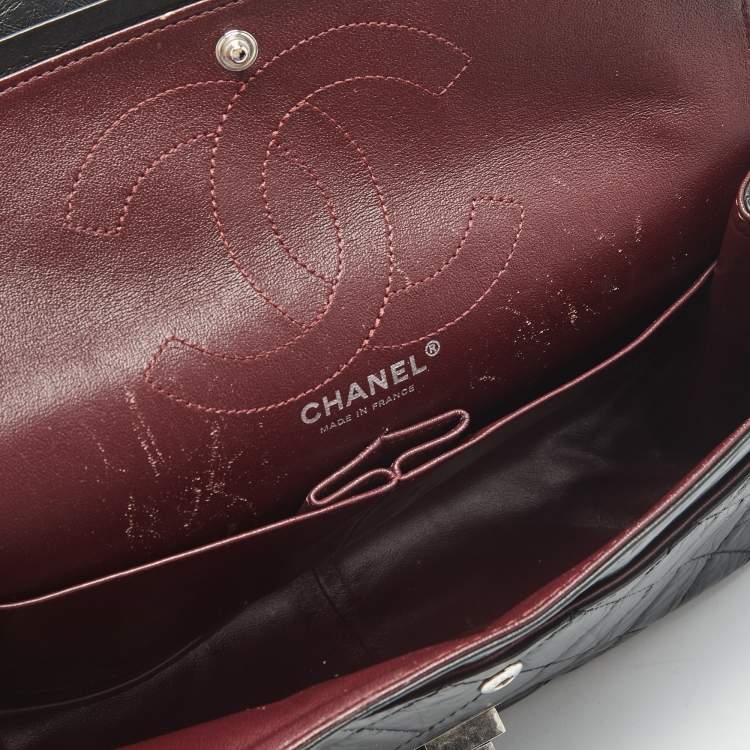 Pre Owned Chanel Black Quilted Aged Leather Classic 226 Reissue 2.55 Flap Bag