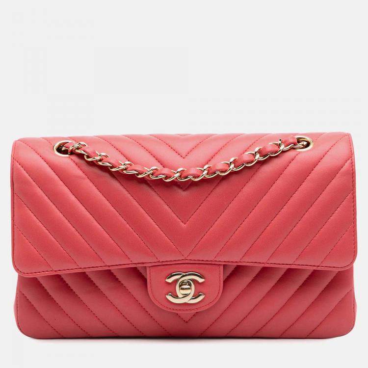 Pre Owned Chanel Classic Double Flap Medium Chevron Lambskin Shoulder Bag