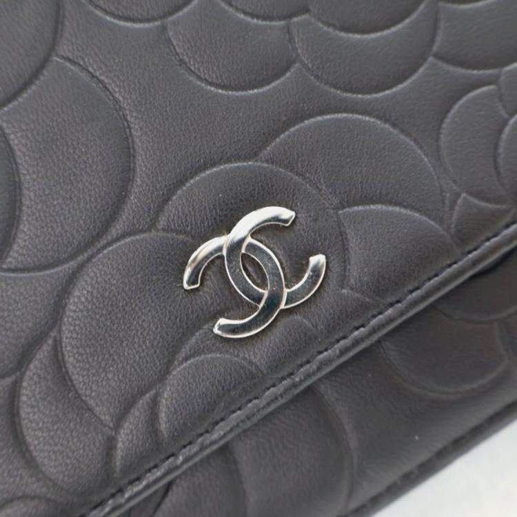 Pre Owned Chanel Camellia Black Lambskin Wallet On Chain
