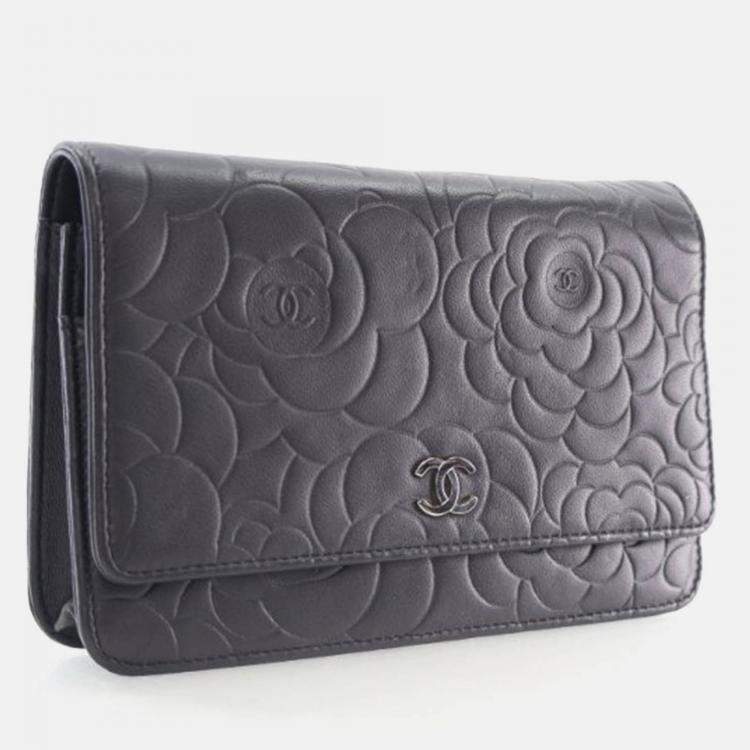 Pre Owned Chanel Camellia Black Lambskin Wallet On Chain