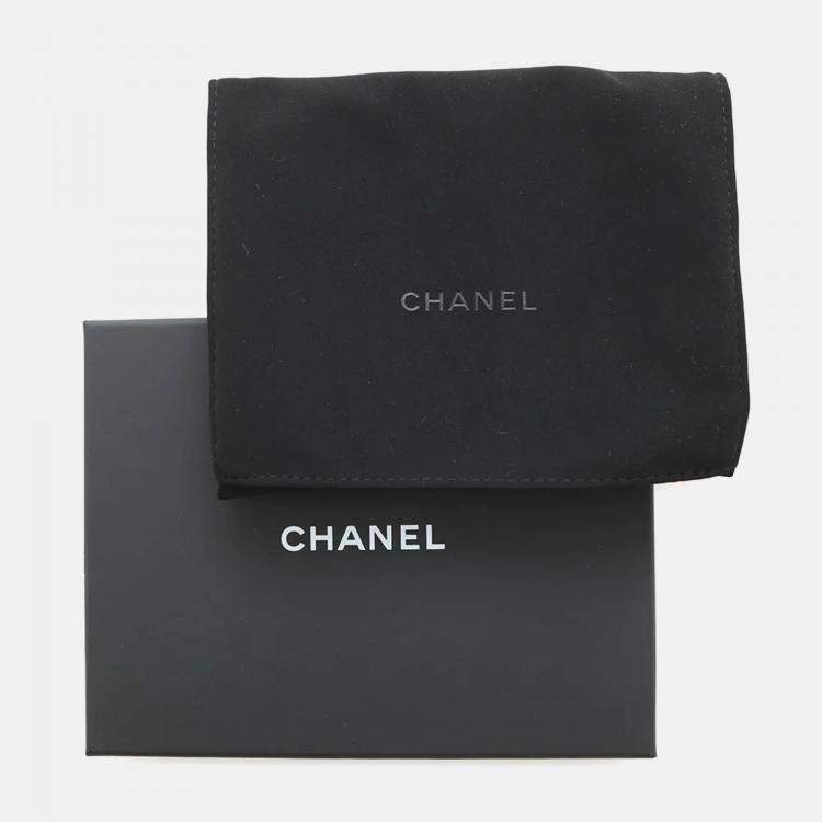 Pre Owned Chanel Matelasse Classic Small Caviar Leather Flap Wallet