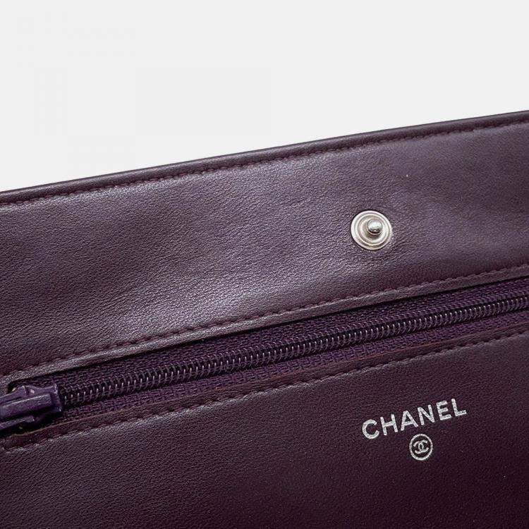Pre Owned Chanel Matelasse Purple Lambskin Wallet On Chain 