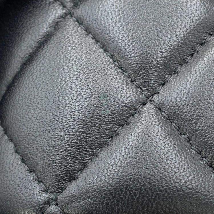 Pre Owned Chanel Matelasse Top Handle Black Lambskin Chain Vanity Bag