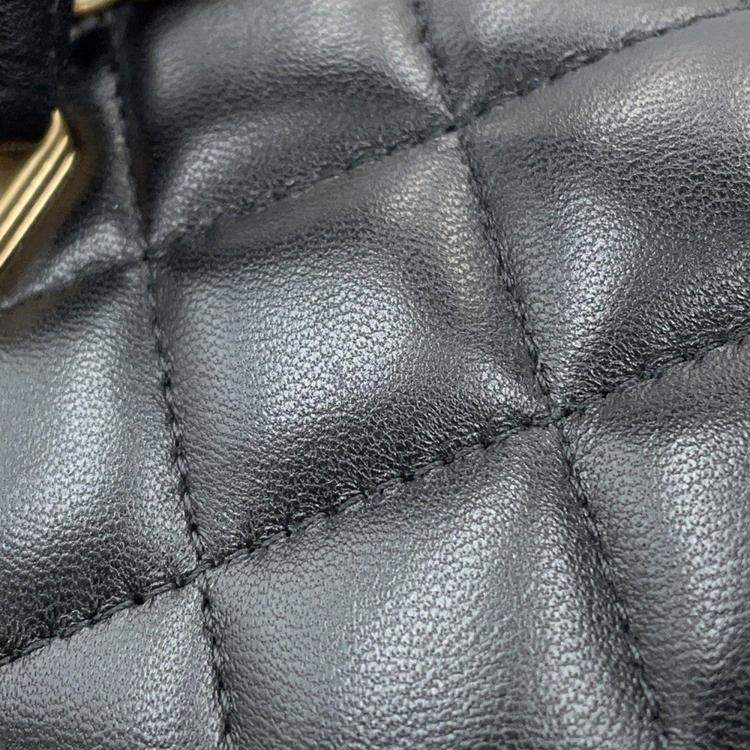 Pre Owned Chanel Matelasse Top Handle Black Lambskin Chain Vanity Bag