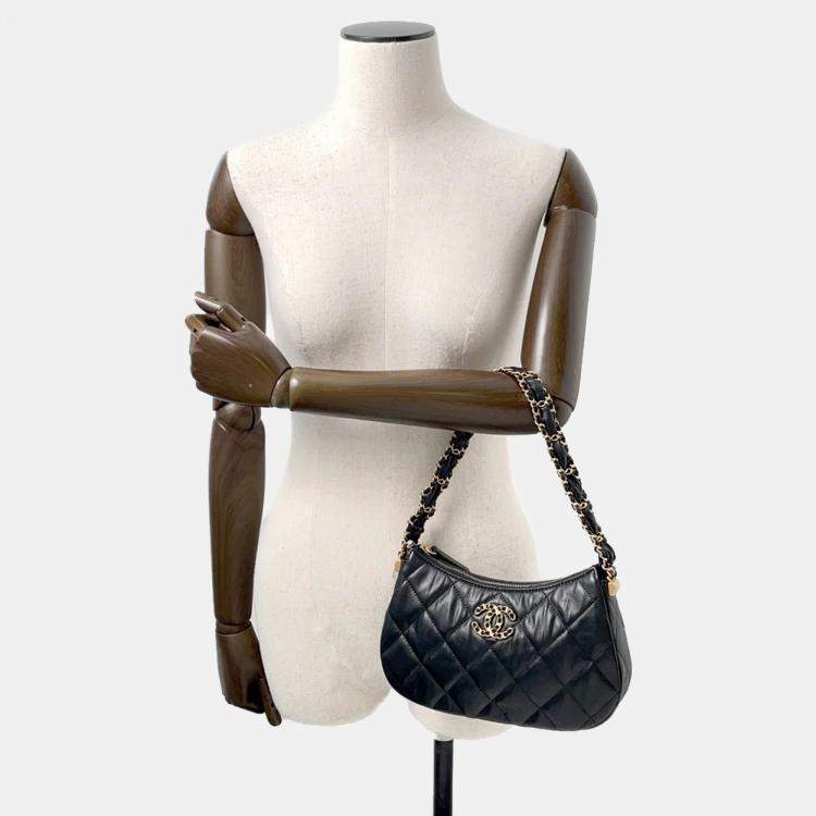 Pre Owned Chanel Crumpled Calfskin Braided Black Chain Handbag