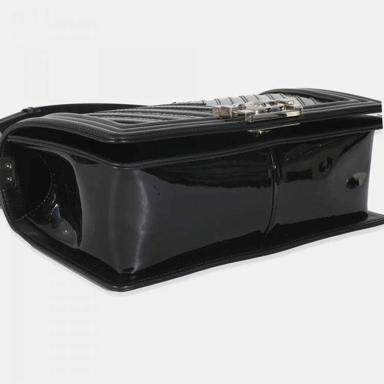 Pre Owned Chanel Black Patent Chevron Glitter PVC Old Medium Boy Bag