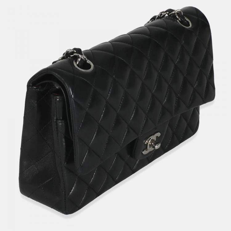 Pre Owned Chanel Black Quilted Lambskin Medium Classic Double Flap Bag
