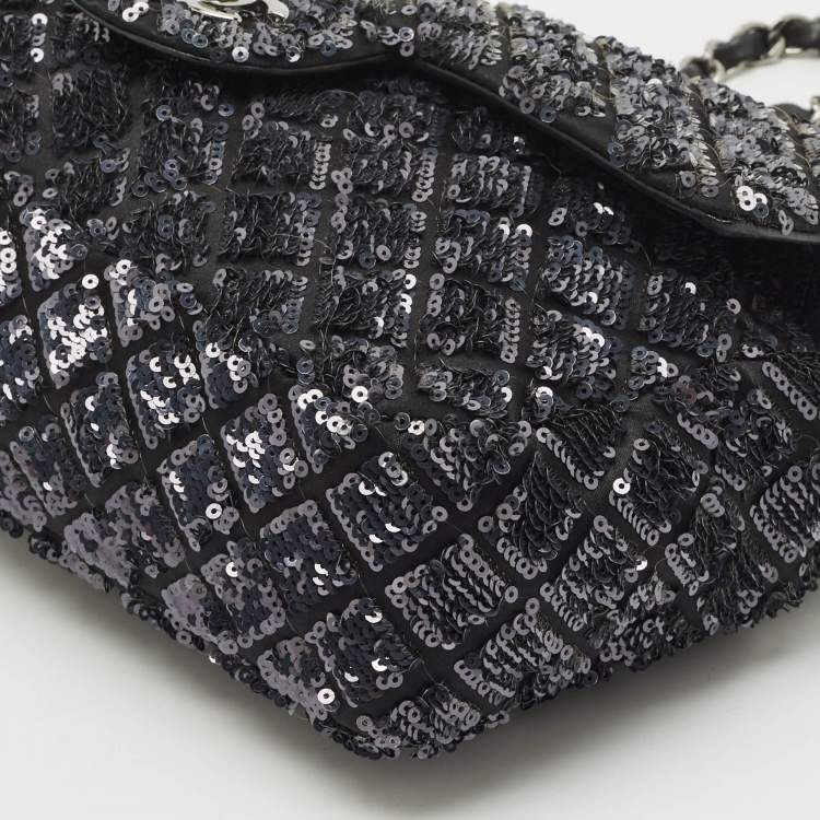Pre Owned Chanel Navy Blue/Black Quilted Sequins and Satin Medium Classic Single Flap Bag