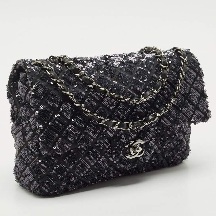 Pre Owned Chanel Navy Blue/Black Quilted Sequins and Satin Medium Classic Single Flap Bag