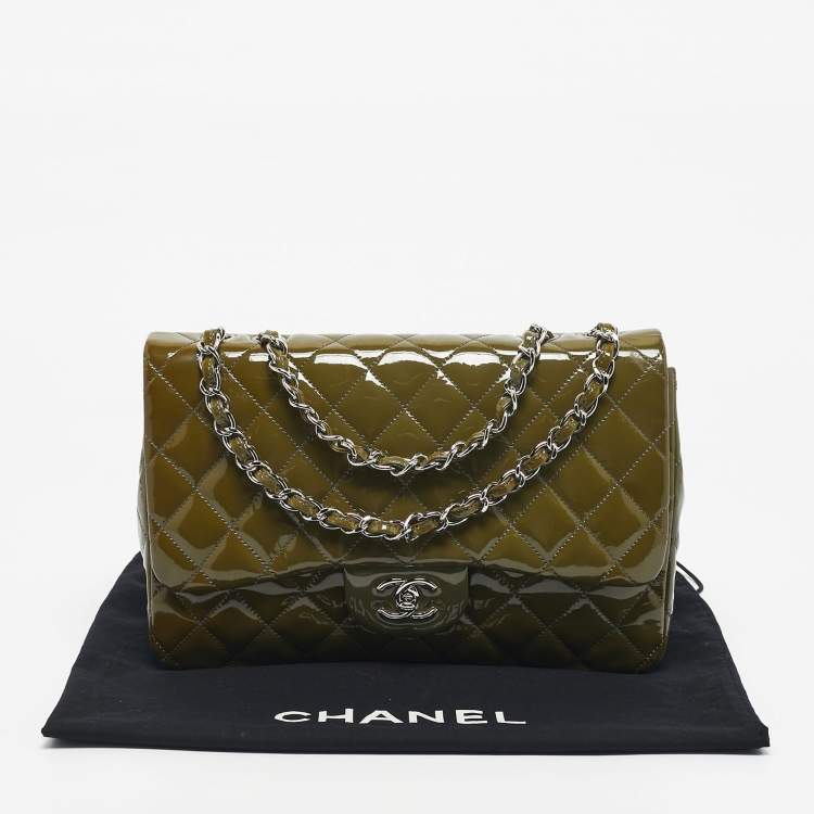 Pre Owned Chanel Green Quilted Patent Leather Jumbo Classic Single Flap Bag