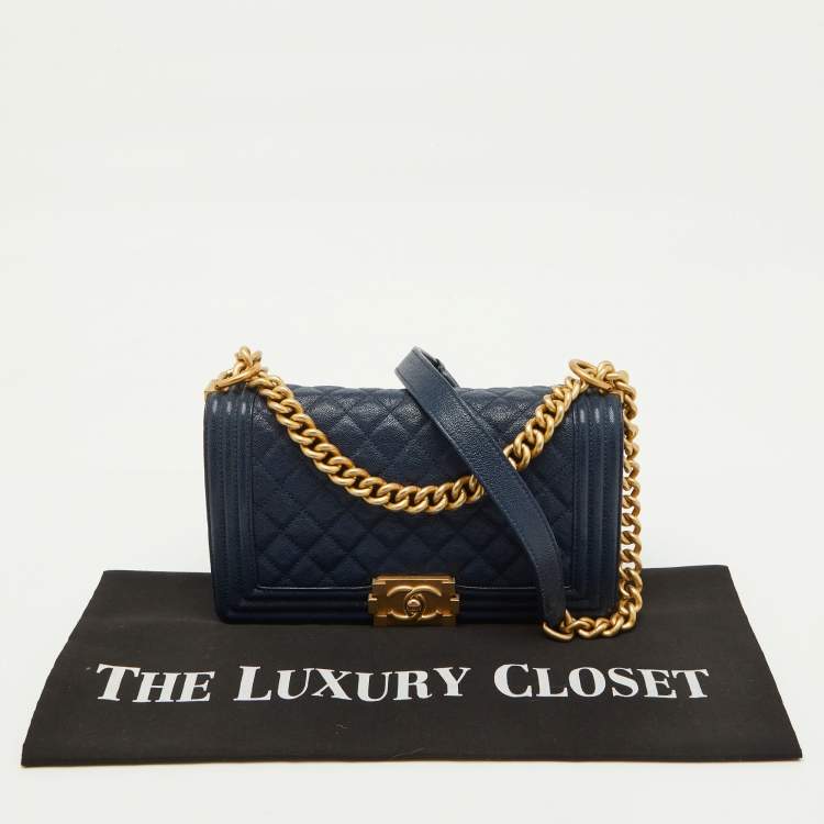 Pre Owned Chanel Navy Blue Quilted Caviar Leather Medium Boy Bag