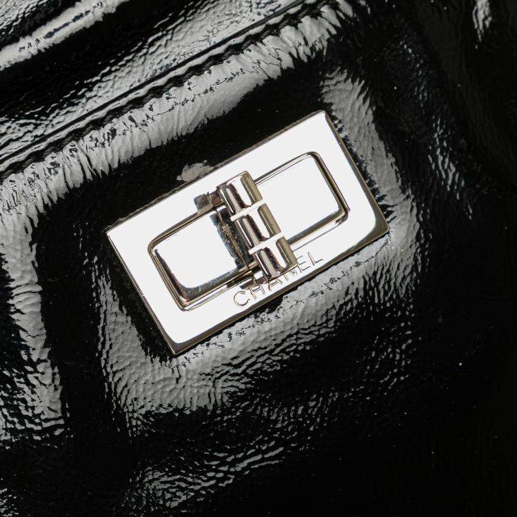 Pre Owned Chanel Black Patent Mademoiselle Lock Convertible Wrist Clutch