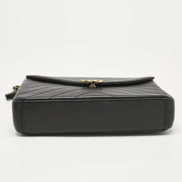 Pre Owned Chanel Black Quilted Leather Coco Envelope Flap Bag