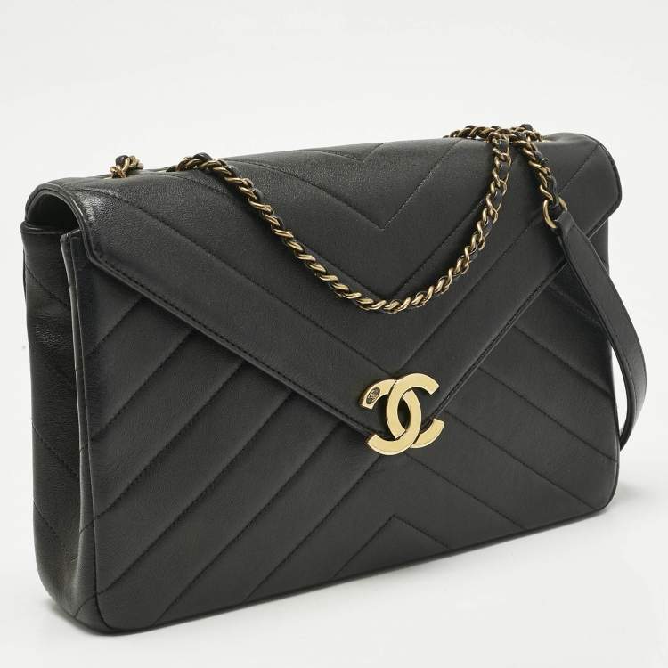 Pre Owned Chanel Black Quilted Leather Coco Envelope Flap Bag