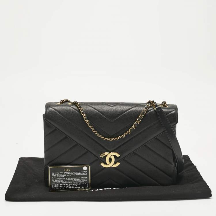 Pre Owned Chanel Black Quilted Leather Coco Envelope Flap Bag