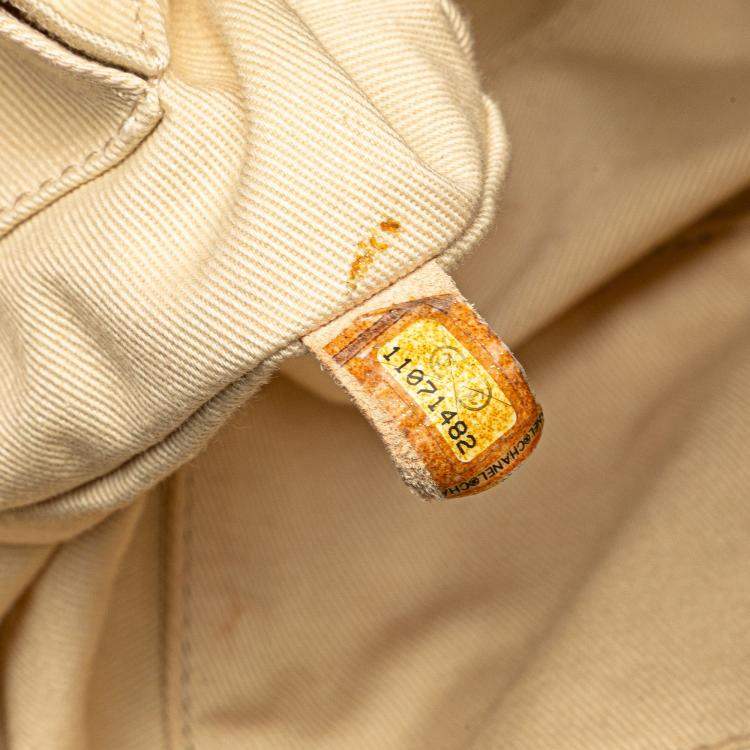 Pre Owned Chanel Beige Goatskin Square Stitch Essential Bowler