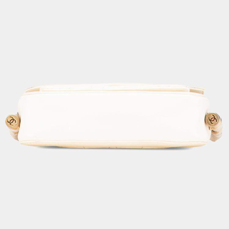 Pre Owned Chanel White Crumpled Calfskin En Vogue Rope Flap Bag