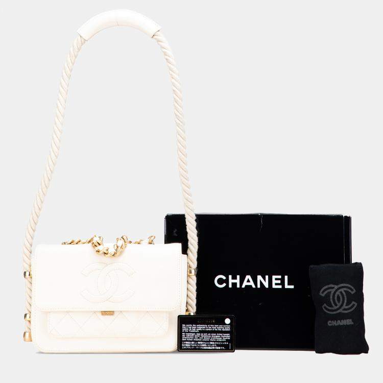 Pre Owned Chanel White Crumpled Calfskin En Vogue Rope Flap Bag