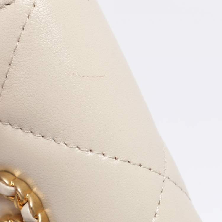 Pre Owned Chanel Cream Quilted Leather 19 Compact Wallet on Chain
