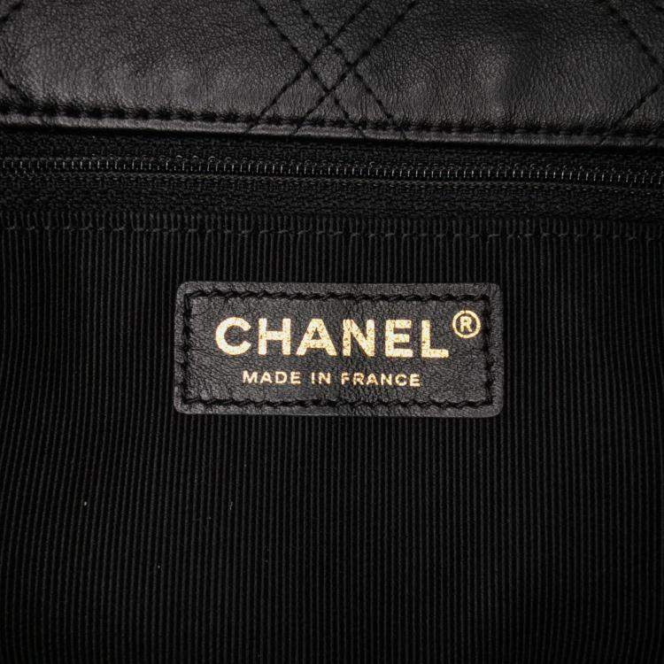 Pre Owned Chanel Medium Pearl Studs Flap Black Quilted Lambskin Shoulder Bag