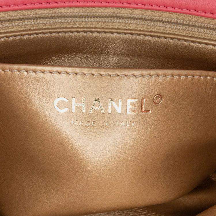 Pre Owned Chanel Classic Pearl Crush Single Flap Mini Square Lambskin Shoulder Bag