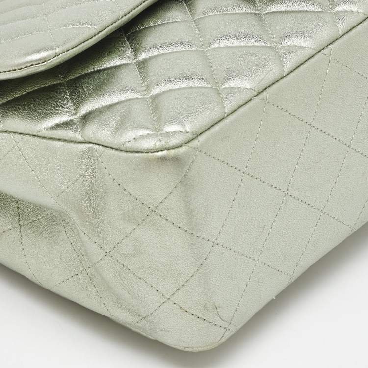 مملوكة مسبقًا Chanel Metallic Mint Green Quilted Leather Jumbo Classic Double Flap Bag
