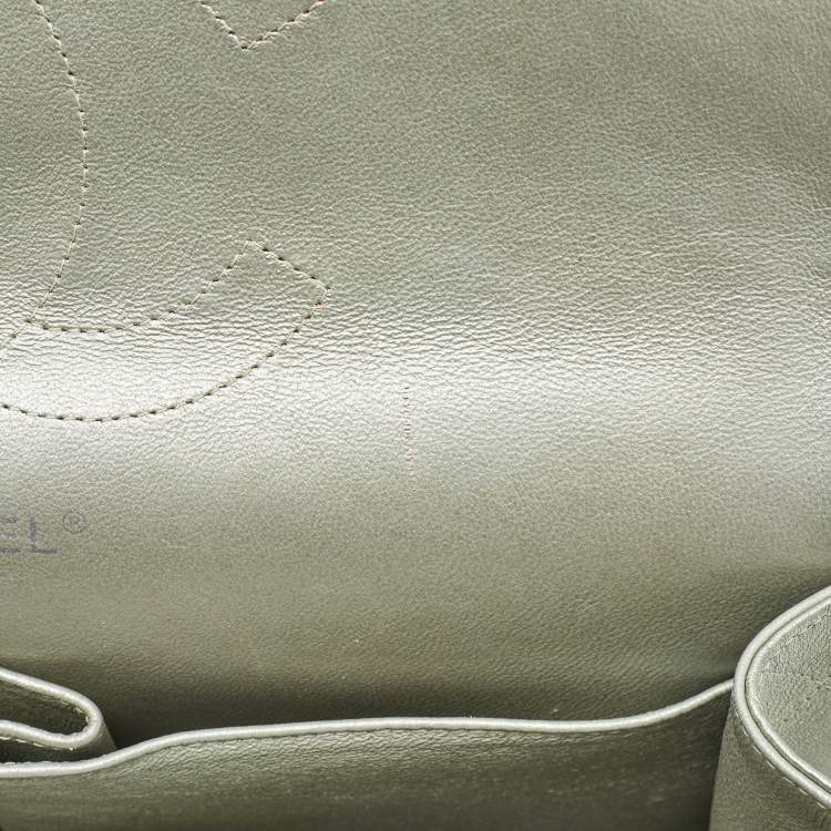 مملوكة مسبقًا Chanel Metallic Mint Green Quilted Leather Jumbo Classic Double Flap Bag