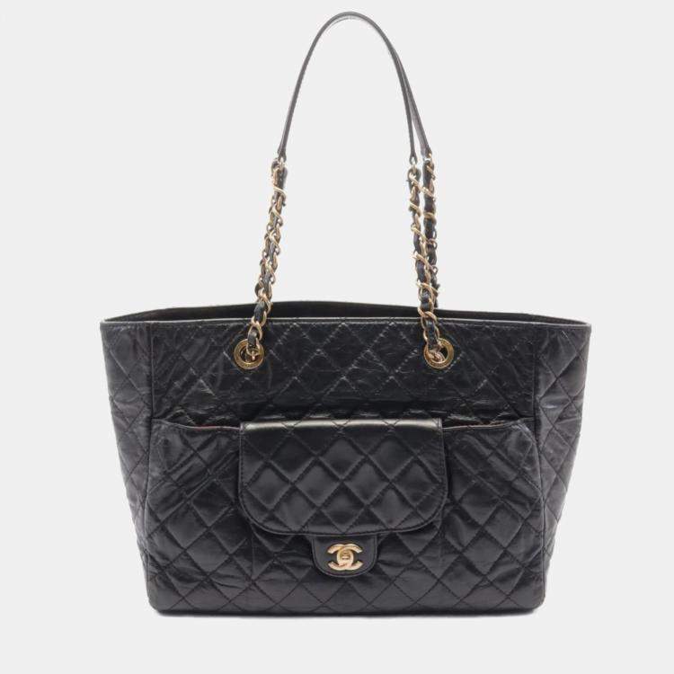مملوكة مسبقًا Chanel CC Black Leather Tote Bag