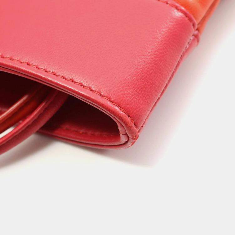 Pre Owned Chanel 31 Red/Orange Leather Shoulder Bag