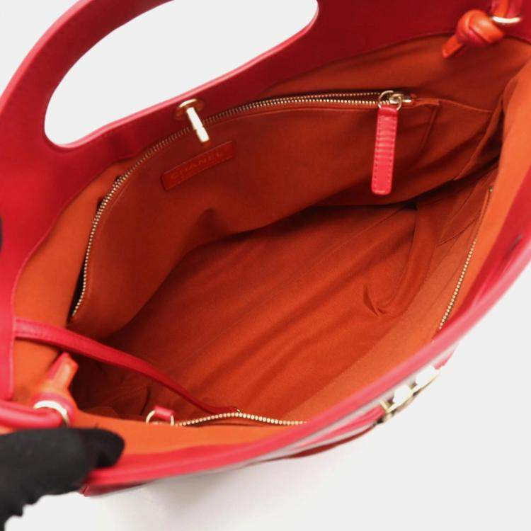 Pre Owned Chanel 31 Red/Orange Leather Shoulder Bag