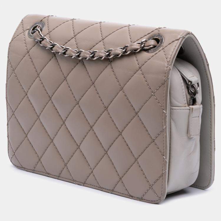 Pre Owned Chanel Brown Quilted Calfskin Day Trip Flap