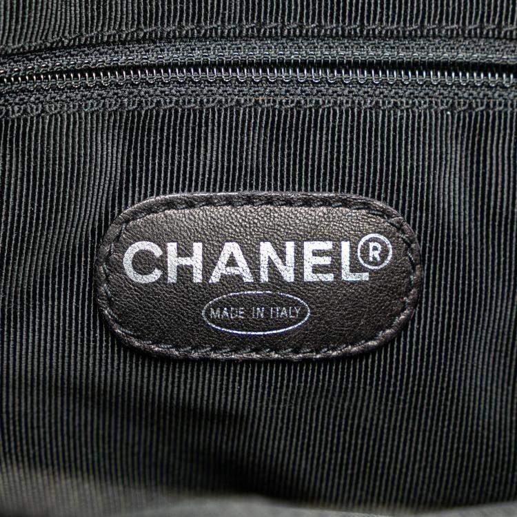 Pre Owned Chanel Black CC Quilted Caviar Front Pocket Shoulder Bag