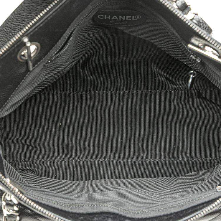 Pre Owned Chanel Black CC Quilted Caviar Front Pocket Shoulder Bag