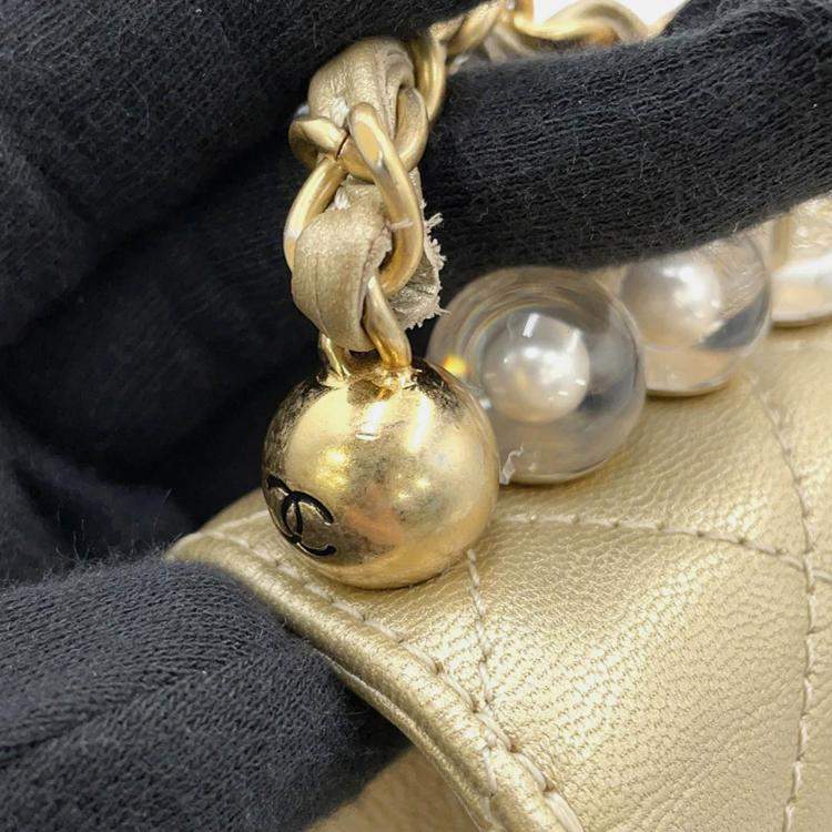 Pre Owned Chanel Matelasse Chain shoulder Bag Gold Leather