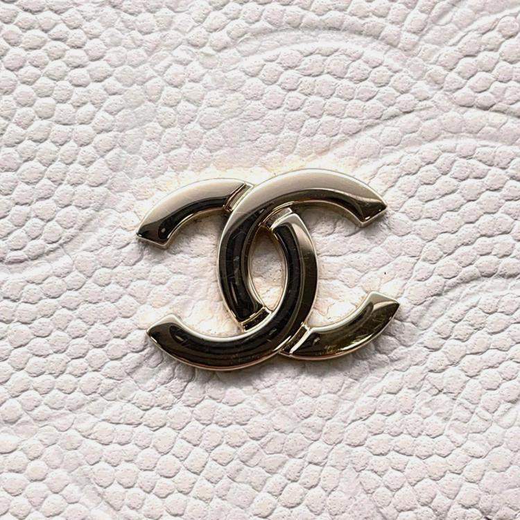Pre Owned Chanel Camellia Chain Wallet Camellia Parts Chain White Caviar Leather