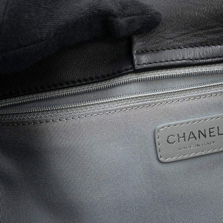 Pre Owned Chanel Cc Logo Matelasse Chain shoulder Tote Bag Black Lambskin