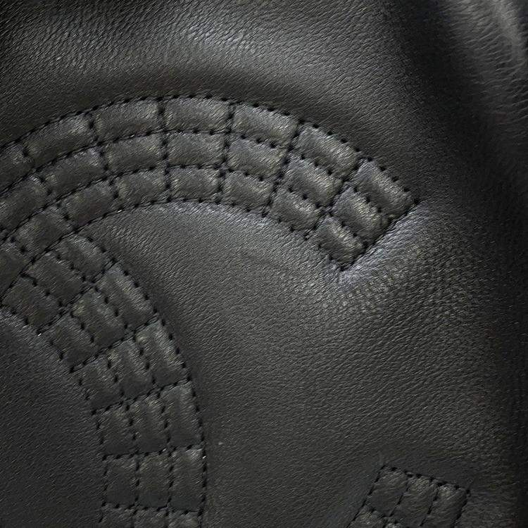 Pre Owned Chanel Cc Logo Matelasse Chain shoulder Tote Bag Black Lambskin