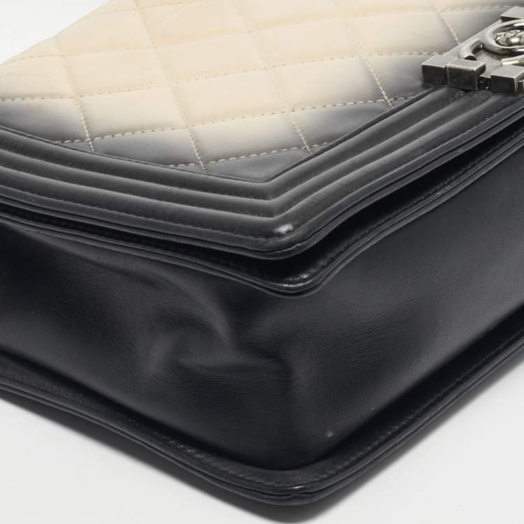 Pre Owned Chanel Black/Beige Quilted Leather New Medium Boy Flap Bag