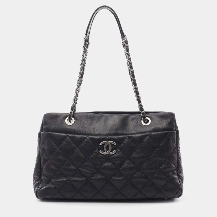 Pre Owned Chanel Black Medium CC Quilted Calfskin Stitch It Tote