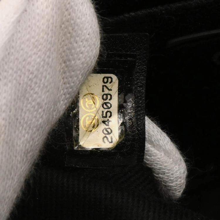 Pre Owned Chanel Shoulder Bag Black Calfskin Shoulder Bag